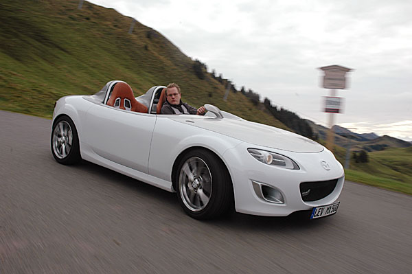 HH_Mazda MX-5 Superlight_PH04.jpg